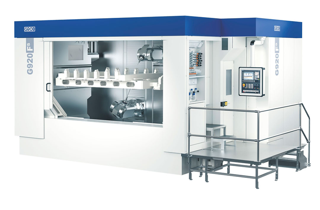 De G920F5 en G720F zijn grote bewerkingsmachines die zeker opvallen tijdens het open huis.