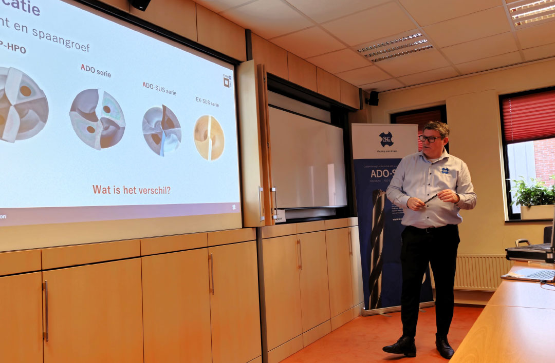 Tijdens een technische workshop van OSG deelde Jan de Gooijer zijn uitgebreide kennis over de nieuwste ontwikkelingen in boorgereedschappen.