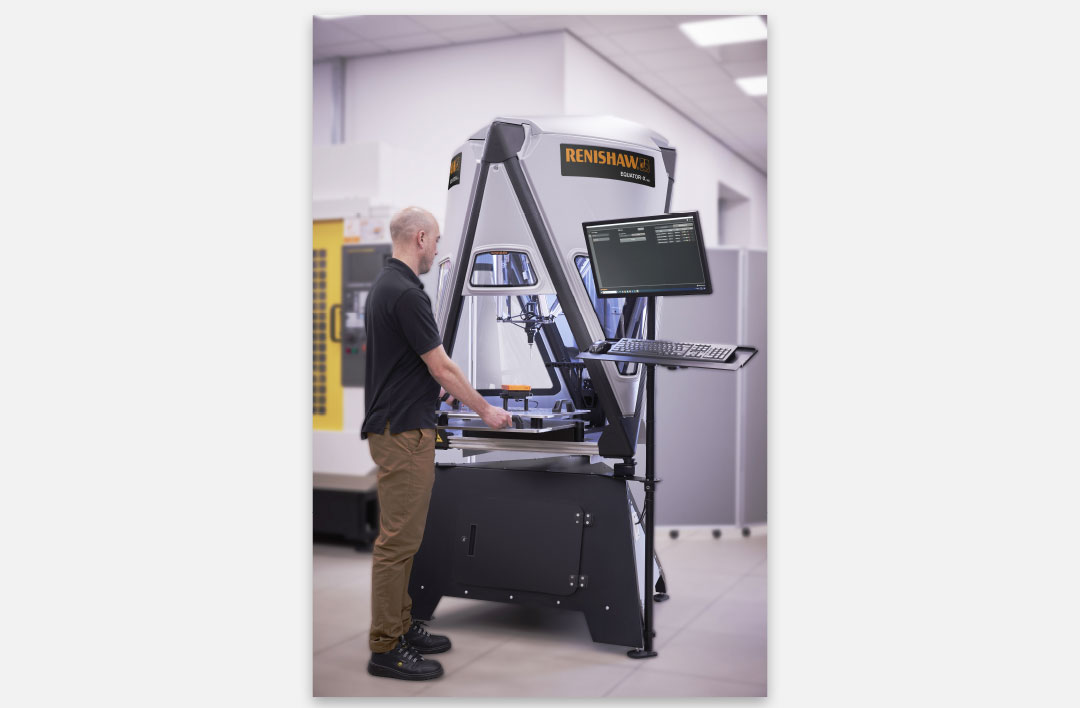 Het Equator-X 500 meetsysteem van Renishaw combineert twee inspectiemethoden in één apparaat: Absolute en Compare.