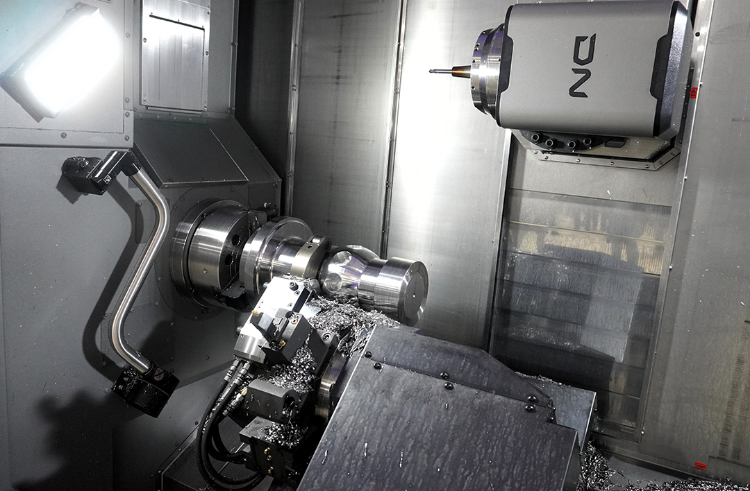 DN Solutions presenteerde aan de hand van een demowerkstuk de voordelen van een multitaskmachine.
