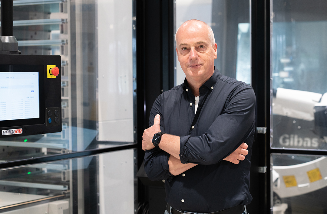 Lucien Heemskerk, directie Heemskerk Fijnmechanica: ‘De samenwerking met Heudra biedt ons de continuïteit, schaal en ondersteuning om de komende decennia te blijven investeren in technologie, mensen en innovatie.”