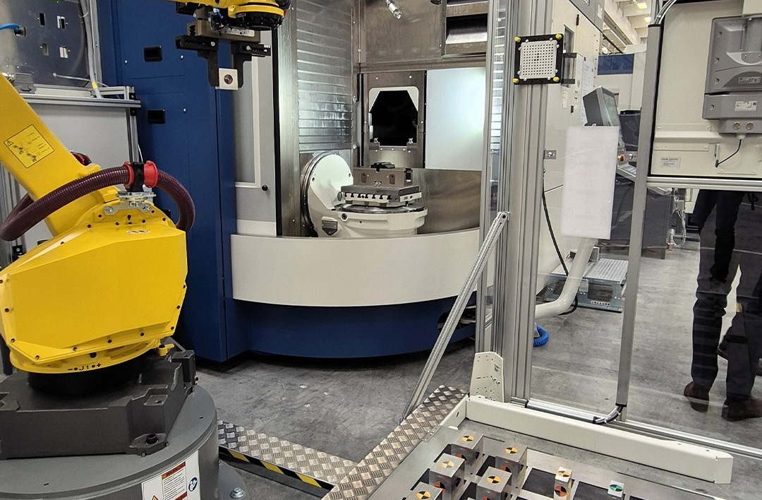 De Grob GRC-M60 robotcel verhoogt de output en flexibiliteit door een modulaire configuratie en geïntegreerde jobaansturing.